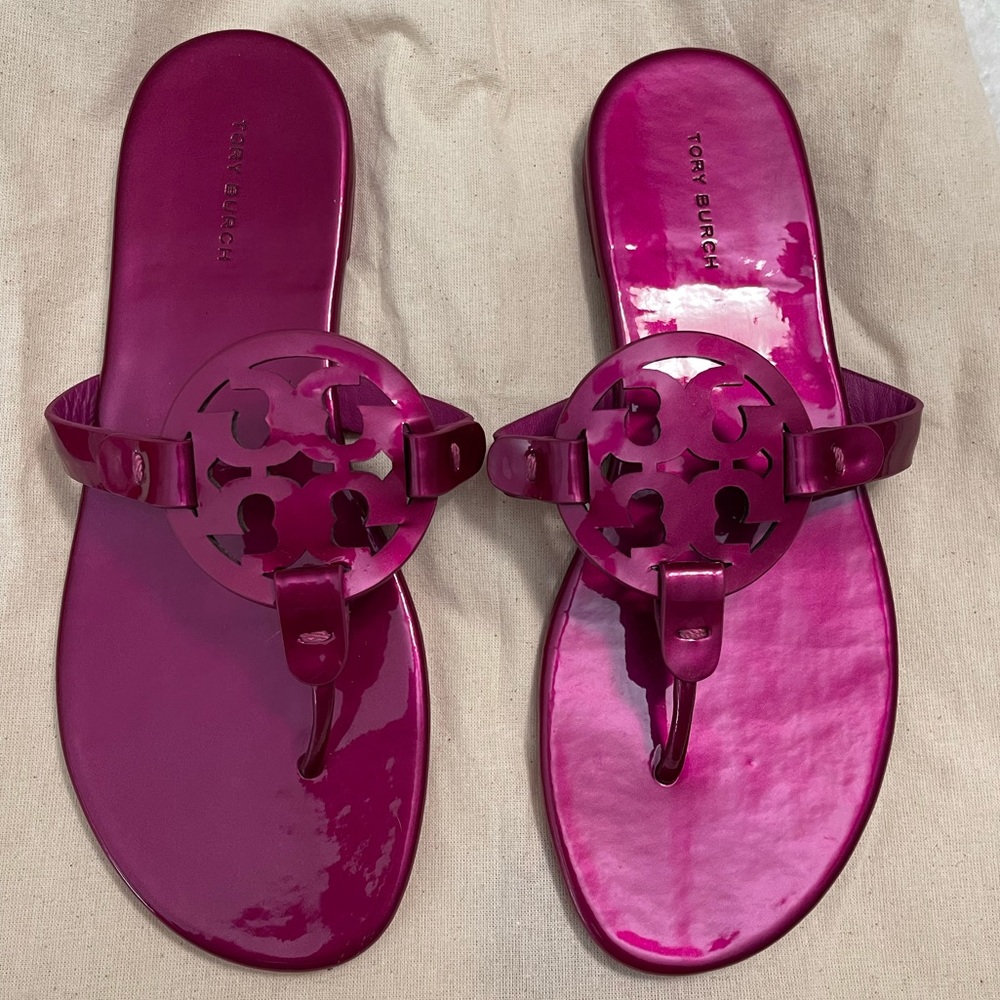 EEUC TORY BURCH HOT PINK SOFT PATENT LEATHER MILLER SANDALS W/BOX & DUSTBAG